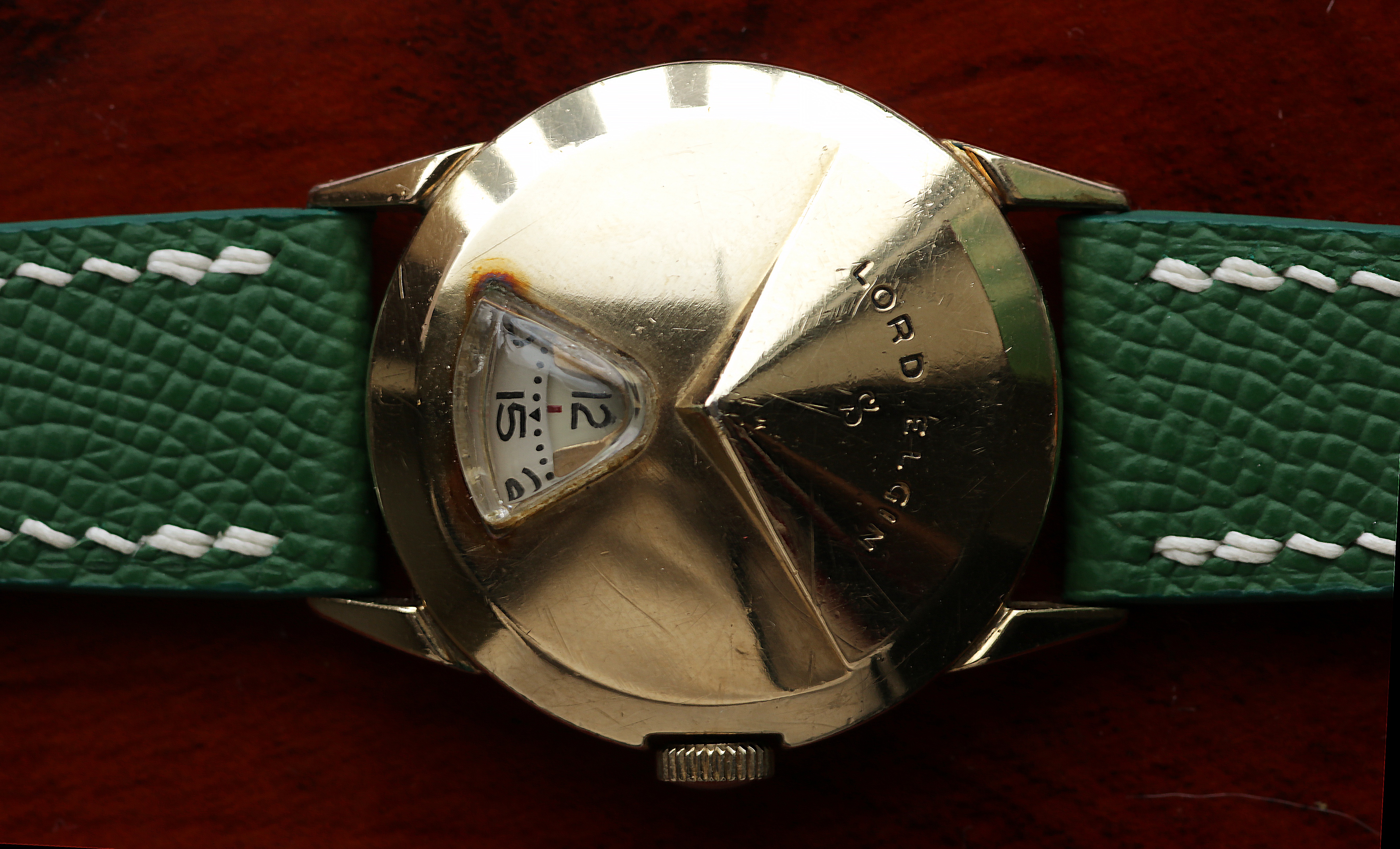 Lord Elgin Chevron Ref. 7775 gold-filled case on the wrist
