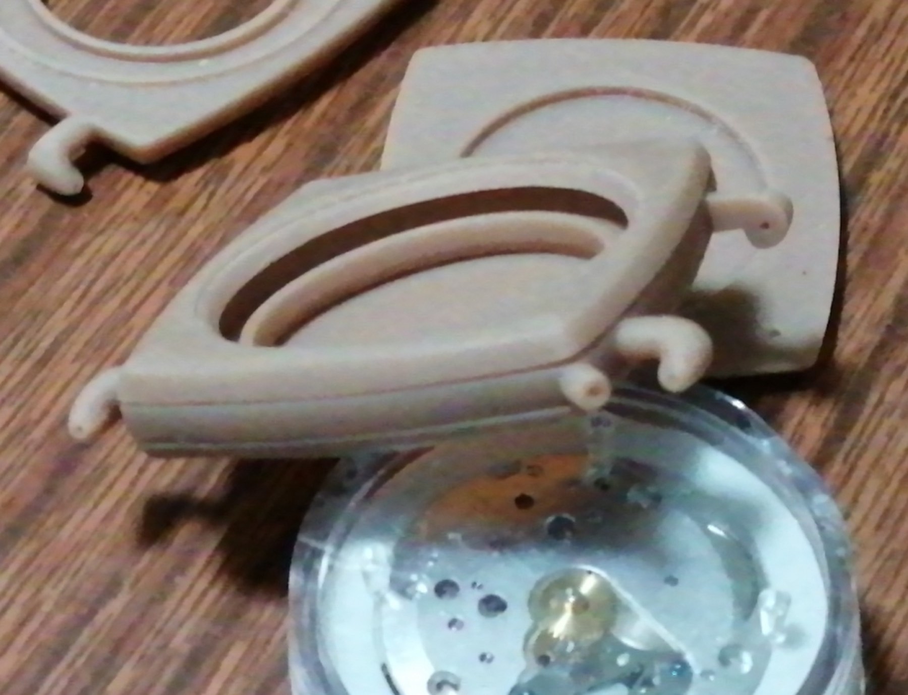 Tilted Watch 3D-printed case prototype photograph, photograph 2