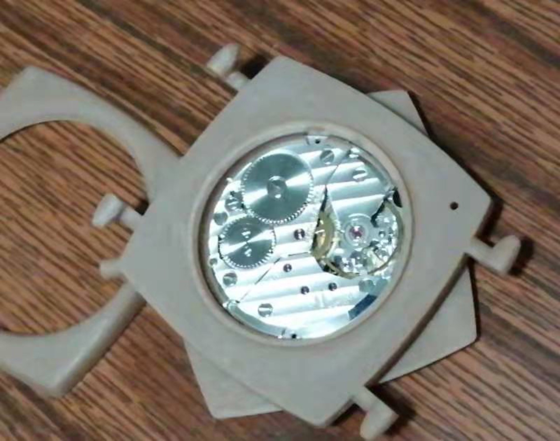 Tilted Watch 3D-printed case prototype photograph, photograph 5