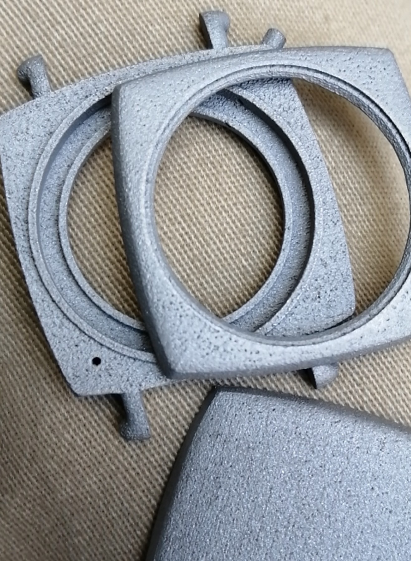 Tilted Watch manufacturing process photograph, photograph 1