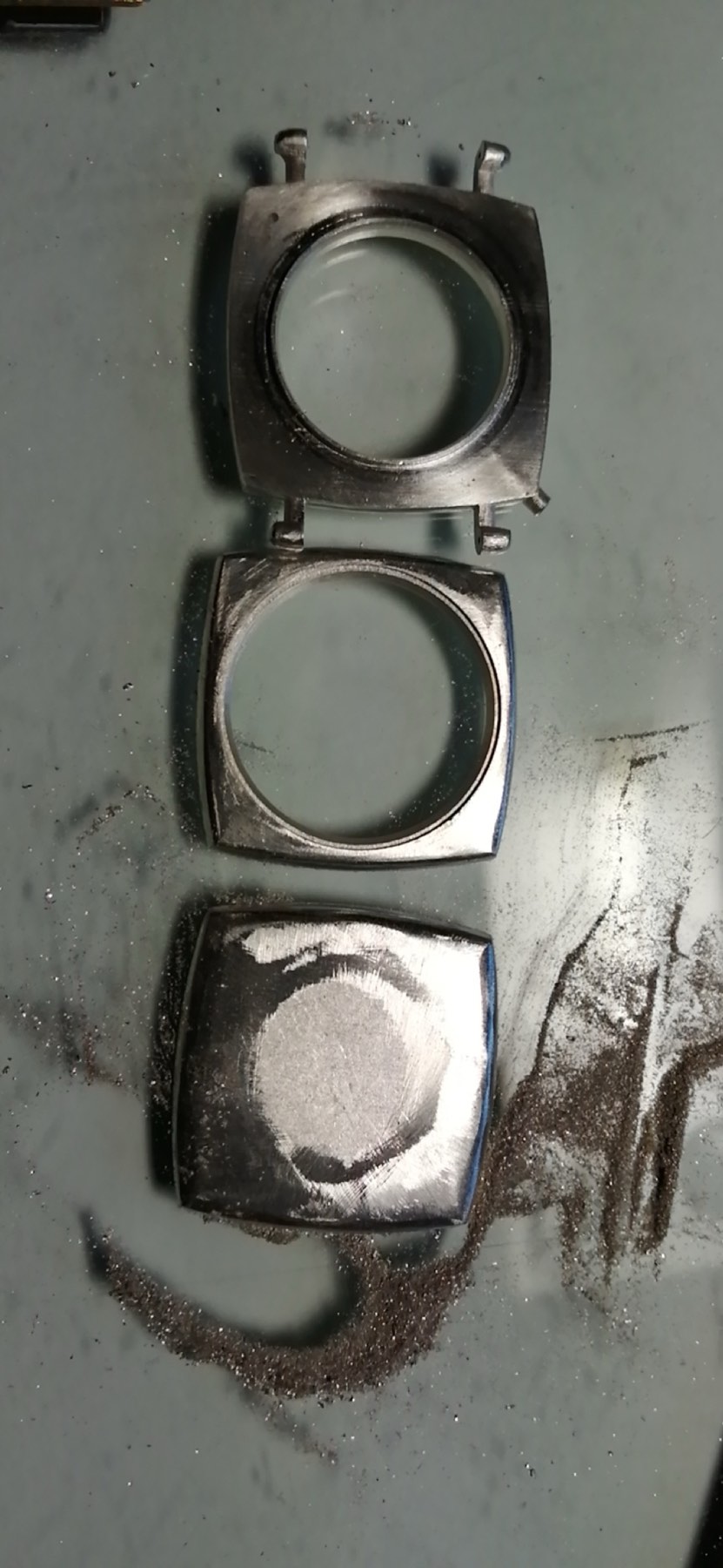 Tilted Watch manufacturing process photograph, photograph 2